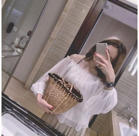 Handmade Woven Straw Handbag Large Capacity Small Fur Ball Single Shoulder Bag